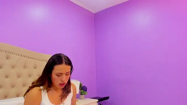 XXX chat uživo modela AfroditaOwens