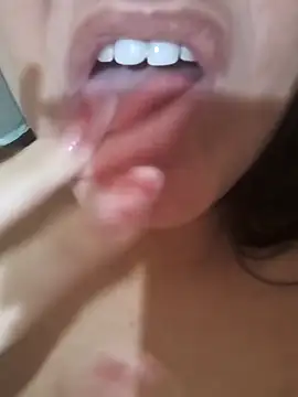 Show de Luna-elle na webcam