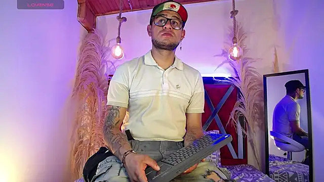 Nickk_21_ webkamerás műsora