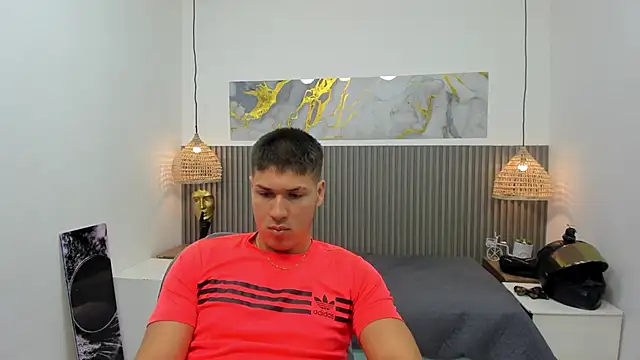 AlessandroFranco élő XXX-chatje
