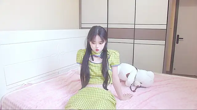 แชท XXX สดของ NINI531