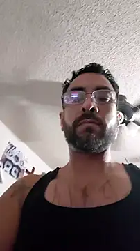Forbidden_daddy webkamerás műsora