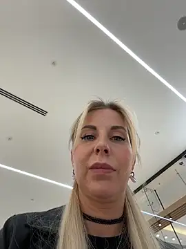 LisaMurr's Live XXX Chat