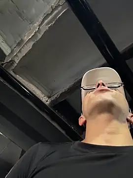 LeonBlazzen Live XXX chat