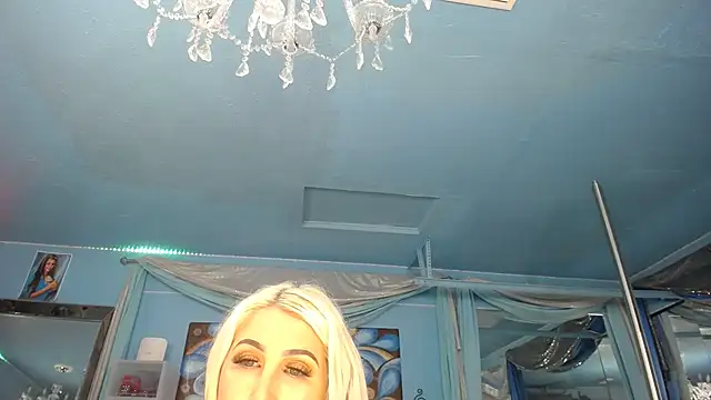 ADRIANNA_FOX 라이브 XXX 채팅