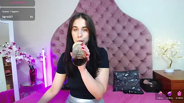 Erikka__: απευθείας συνομιλία ΧΧΧ