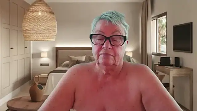 Mystery-Grandmother's Live XXX Chat