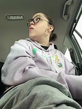 QueenNuttCollector's Webcam Show