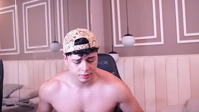 Chat XXX en directo de Ethan_occonor