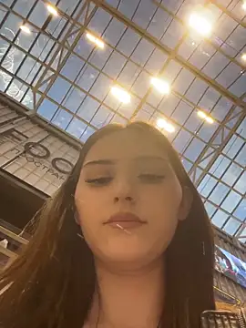AnitaFly 现场XXX聊天