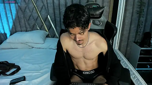 NicolaiKarav Chat XXX in diretta