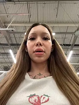 StreetCelebrity – webcam-show