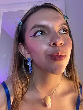 kittyblooms Live XXX-Chat