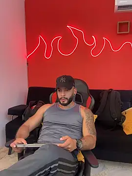 Mike_savage3 Show in webcam