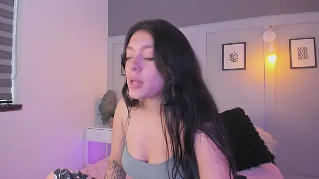 XXX chat uživo modela Lummii_
