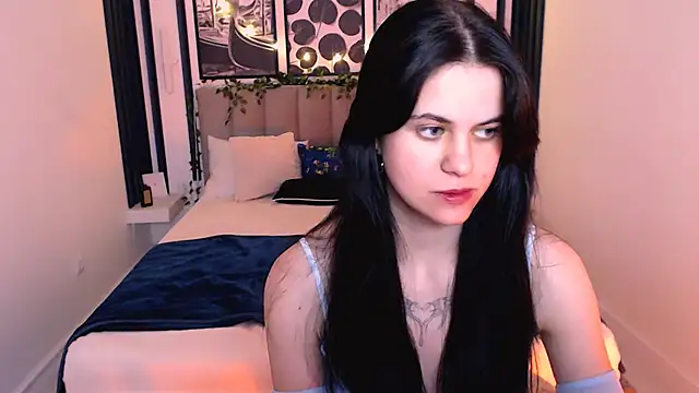 _Scarlett_Lee_ Show in webcam