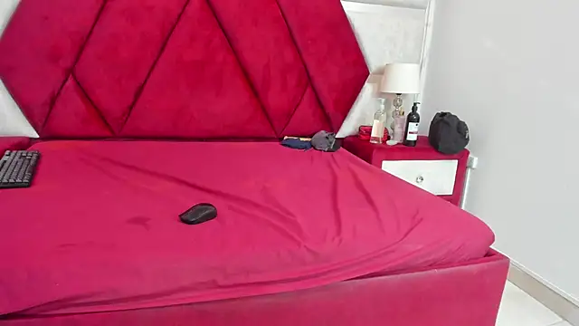 Kity_spiderr live XXX chat