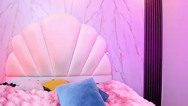 Chat XXX en directo de AliiceWonderland_