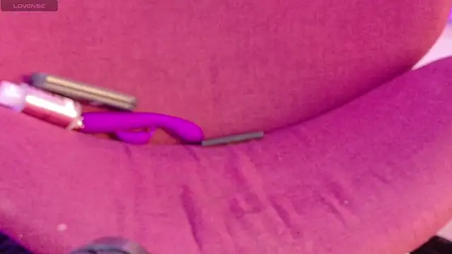 JuliaaVega 现场XXX聊天