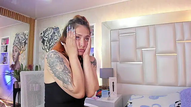 ZoeTaylorl 现场XXX聊天