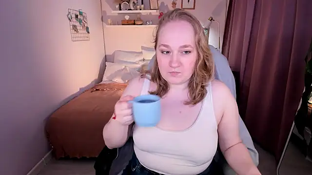 Kitty_Rest_ élő XXX-chatje