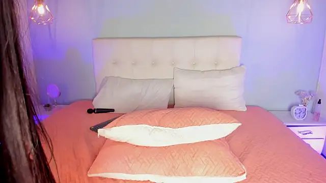 Anny_mayyer's Webcam Show