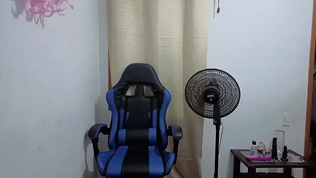 catalina_boobs Adlı Modelin Canlı XXX Sohbeti