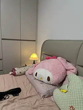 Yni77 在線直播表演