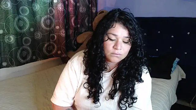 Chat +18 de ANGELIQUE_KLANE ao vivo