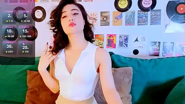 Chat +18 de Maya_Rogerss ao vivo