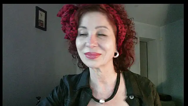 Show modela Kelly_Flurr na web-kameri