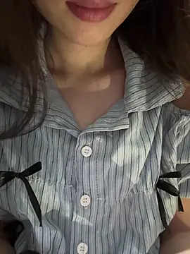 Bella_sexy98 网络视讯表演