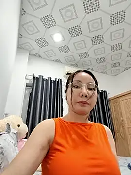 Famrita's Live XXX Chat
