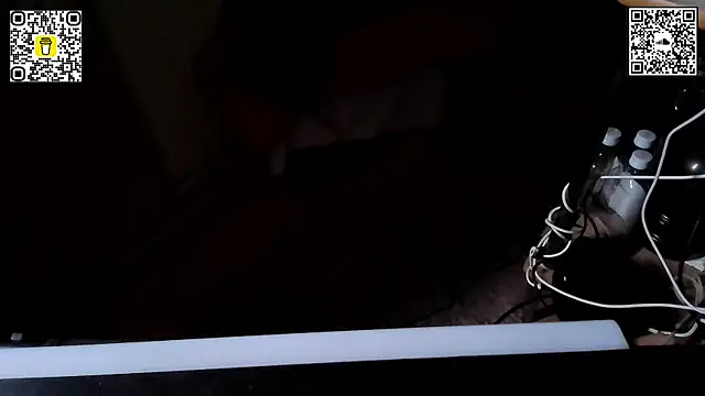 XXX chat uživo modela Guyst049