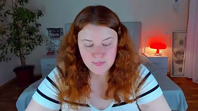 PolinaSalvatore Adlı Modelin Canlı XXX Sohbeti