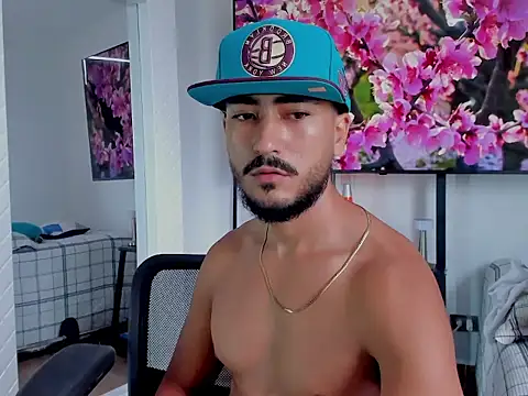 david__johnson372 Show in webcam