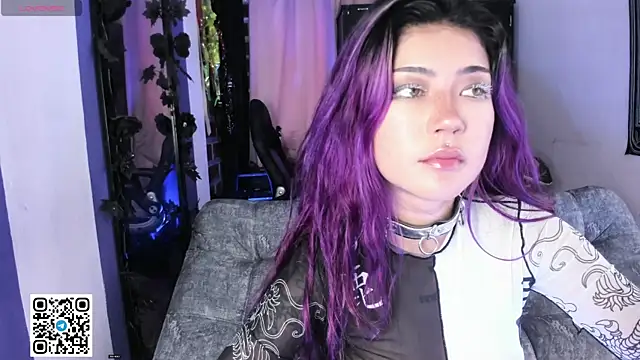 Chatroom XXX en direct de Katyuska_Sg1