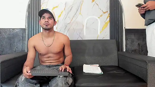 Latins_on_fireのウ ェブカメラショー