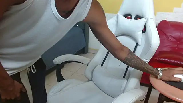ManSant Live XXX Chat