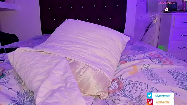 alysson_18 웹캠 쇼