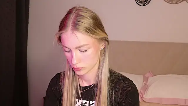 GabriellaOlsen's Live XXX Chat