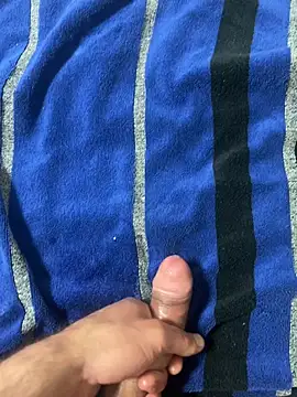 nineteen_M Webcam show