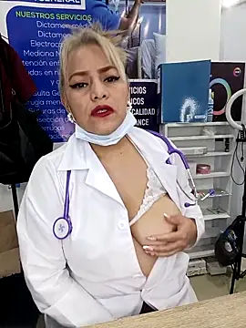 _Zoe_777 Adlı Modelin Canlı XXX Sohbeti