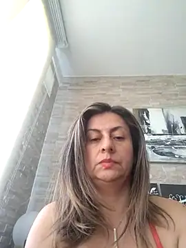 Show modela Latiinvenushot na web-kameri