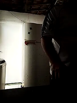 tarra122 élő XXX-chatje