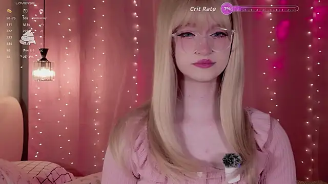 Pokazy przed kamerką – effy_dollie