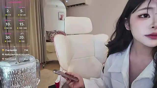 Jolie-22 Show Webcam