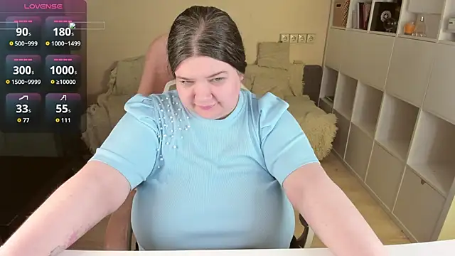 Živý XXX chat PlumPie
