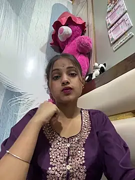 Naina11100 Live XXX-chat