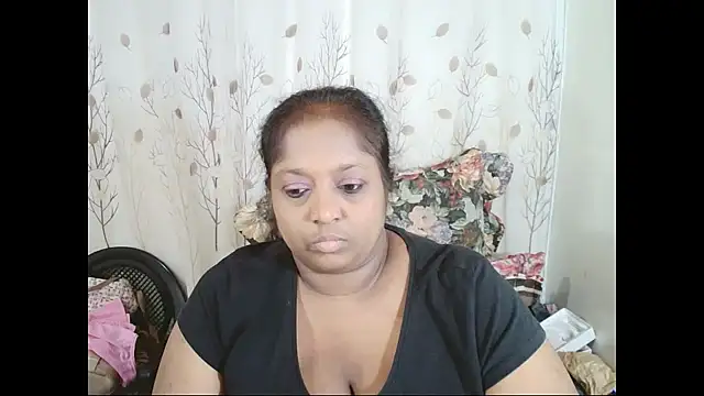 Indiantasha Chat XXX live